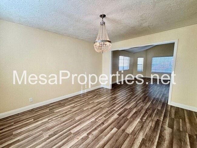 Building Photo - 12820 Santa Anita Trail