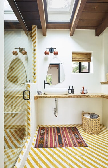 Building Photo - 2861 Agua Fria St