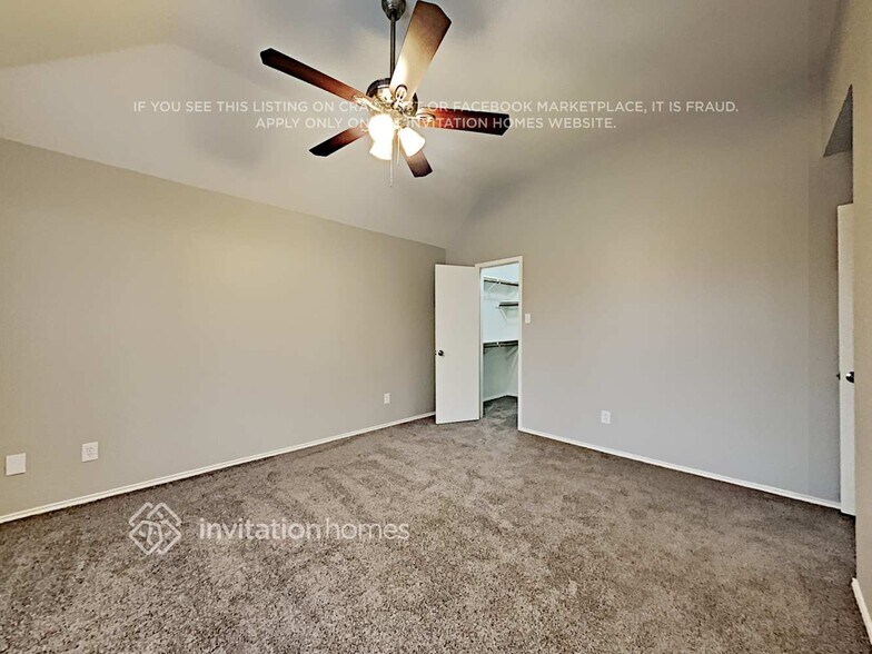 Building Photo - 649 Lake Bluff Dr