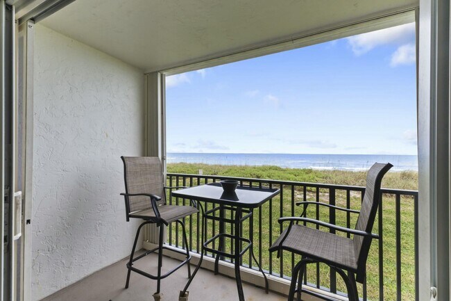 Building Photo - 10152 S Ocean Dr
