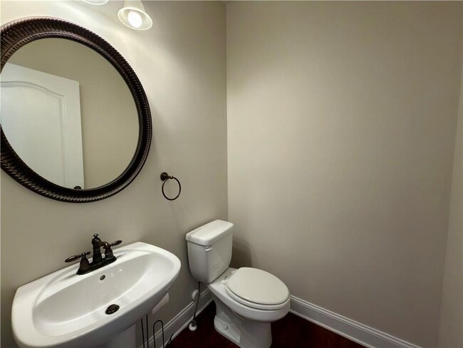 Building Photo - 519 Twinrose Way