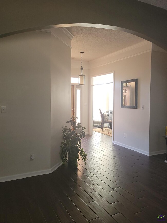 Building Photo - 206 Rhett Ct