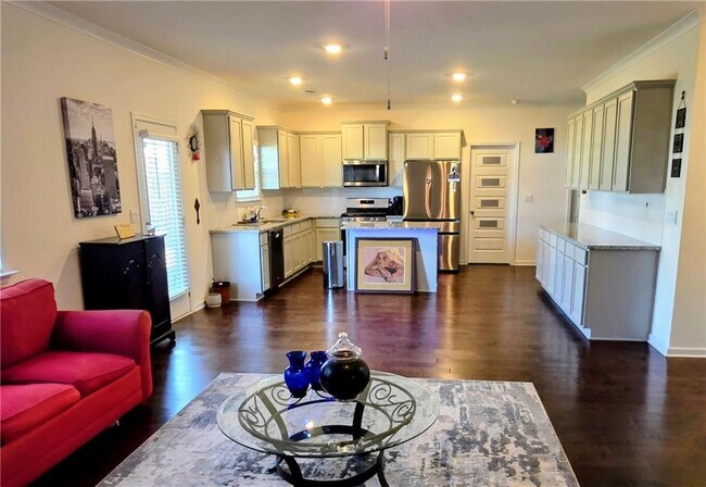 Building Photo - 3518 English Elm Wy