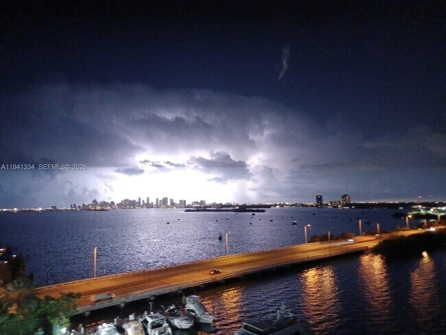 Building Photo - 7904 West Dr