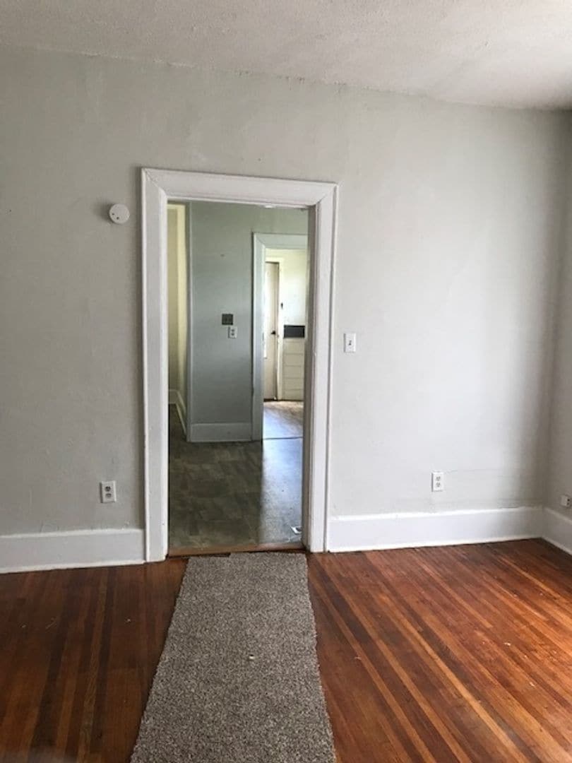 Building Photo - 225 N Germantown Rd