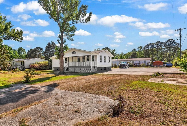 Building Photo - 39 Gates Way
