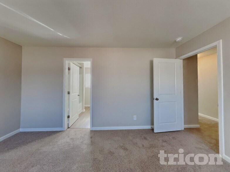 Building Photo - 3710 Shepway Loop