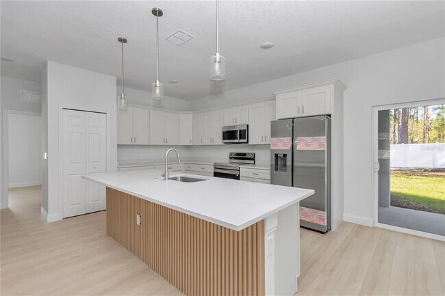 Building Photo - 13257 SW 73rd Ave Rd