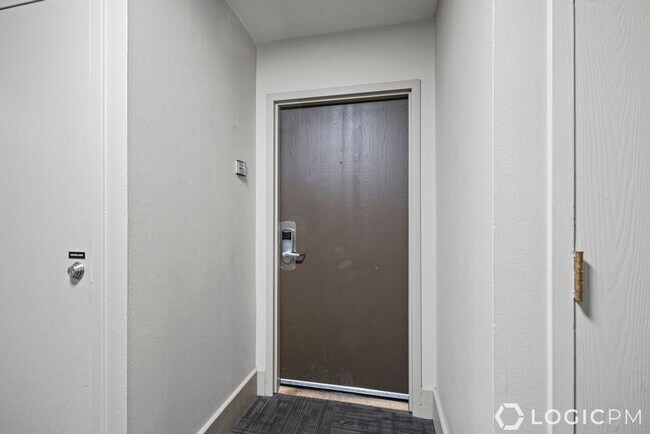 Building Photo - Cozy Condo in Park City!