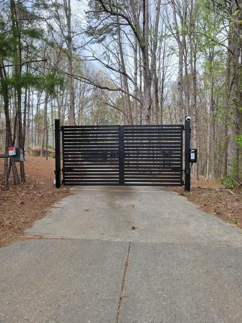 Building Photo - 3370 Westbrook Rd