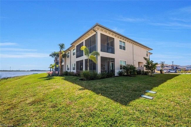 Building Photo - 16570 Ridgeview Cir