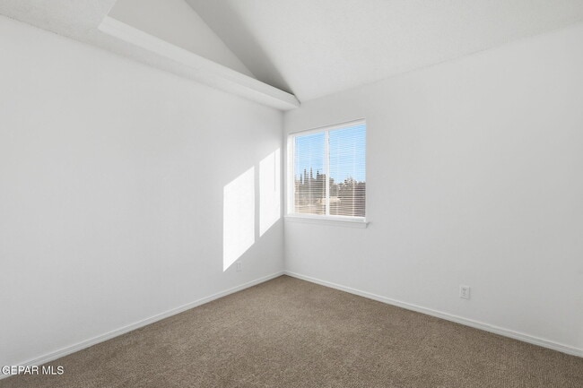 Building Photo - 3272 Urbici Soler Dr