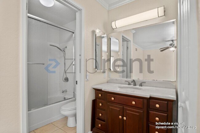 Building Photo - 2758 Croft Dr