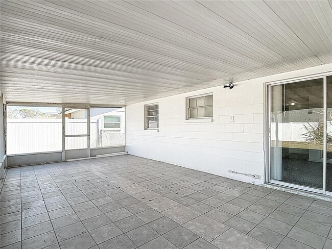 Building Photo - 7717 W Hiawatha St