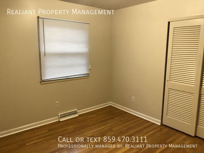 Building Photo - 2135 Tamarack Dr
