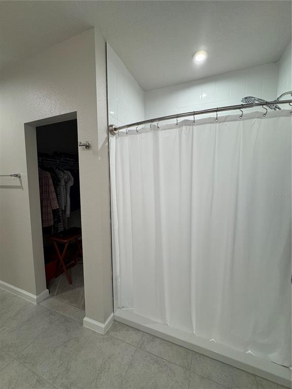 Building Photo - 1353 Tank Trl