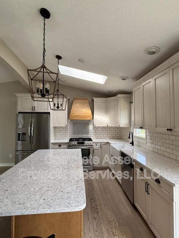 Building Photo - 6904 W 85th Pl
