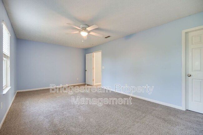 Building Photo - 1875 Prairie Clover Dr