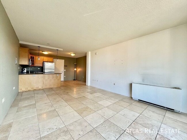 Building Photo - 909 Logan St