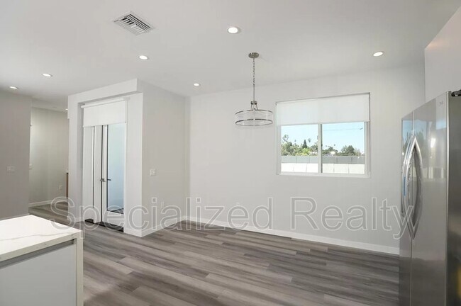 Building Photo - 1406 Eagle Vista Dr