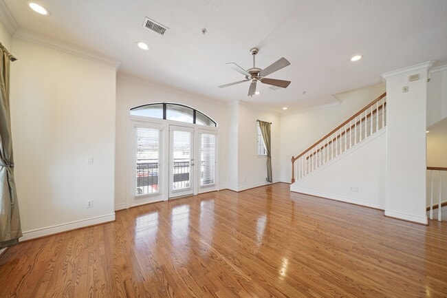 Building Photo - 1402 Wheeler Ave