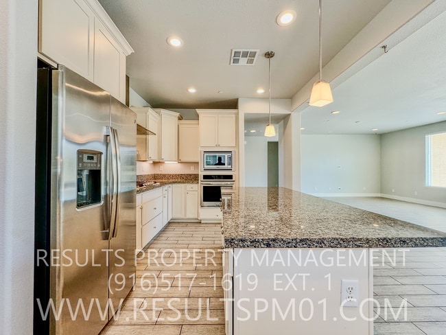 Building Photo - Beautifully upgraded Natomas 4 Bedroom Home