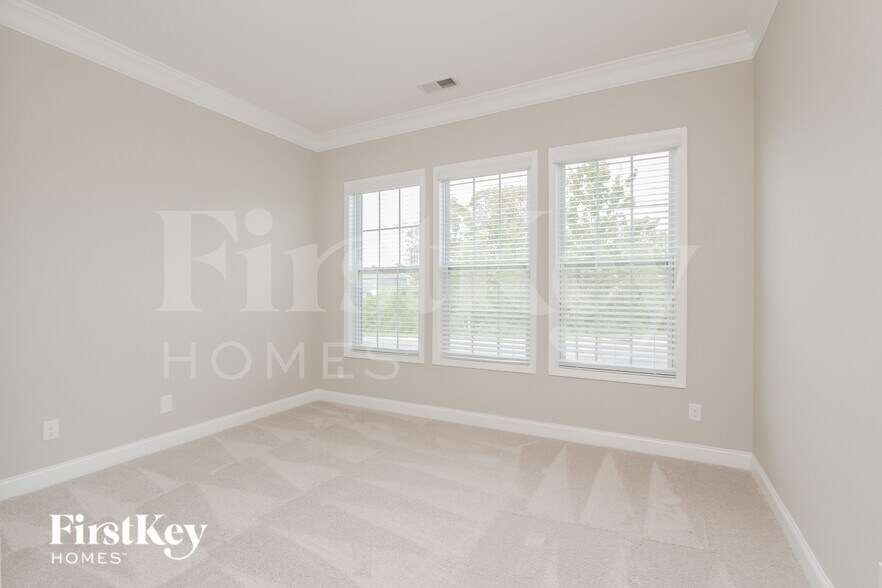 Building Photo - 3817 Norman View Dr