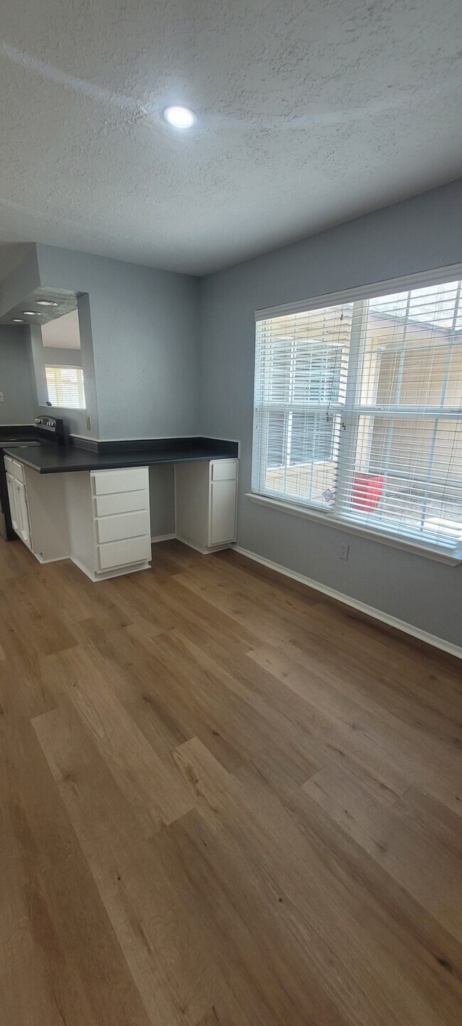 Building Photo - 4523 Stallion Brook Ln