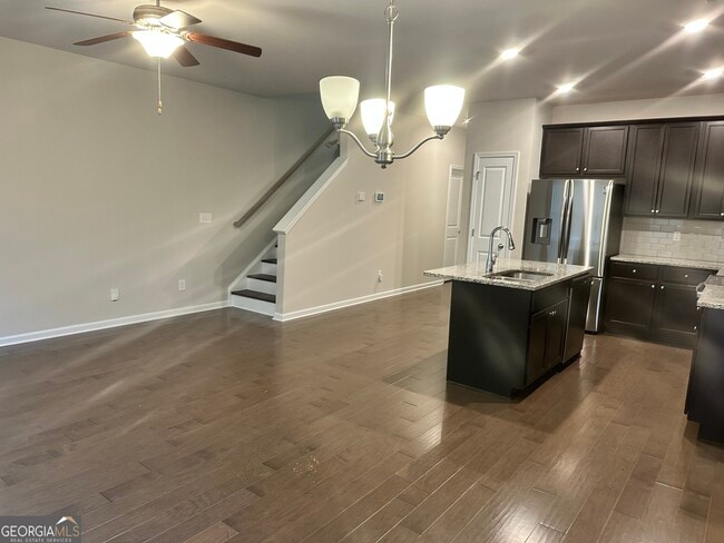 Building Photo - 7062 Mimosa Blf