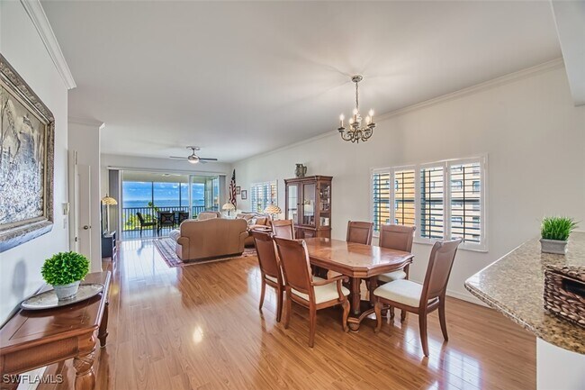 Building Photo - 14817 Laguna Dr
