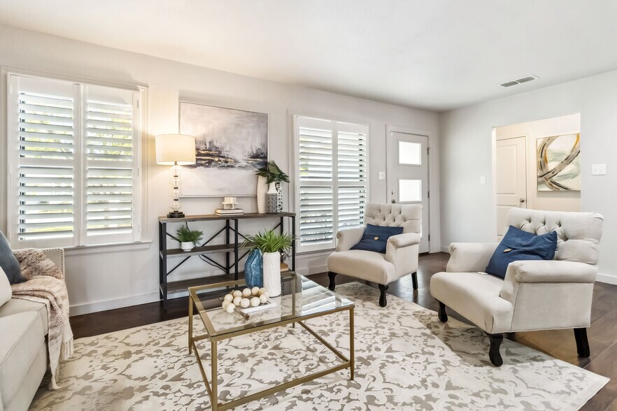 Building Photo - 124 Harmon Dr