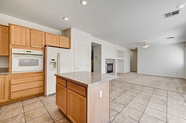 Building Photo - Southern Highlands Single Family Home