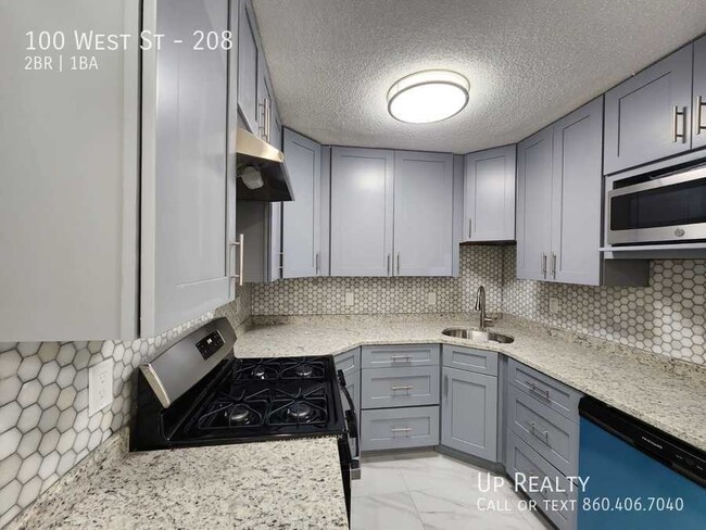 Building Photo - Gorgeous 2BD TH in Vernon!