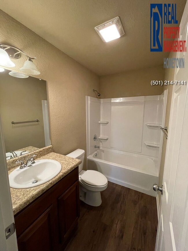 Building Photo - 2064 Fern Valley Dr