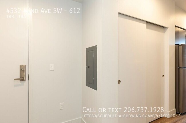 Building Photo - 4532 42nd Ave SW