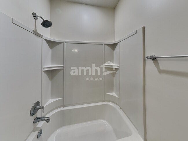 Building Photo - 62 Vivian James Dr