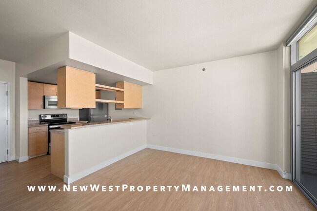 Building Photo - Light and Bright Little Italy 2-Bedroom at