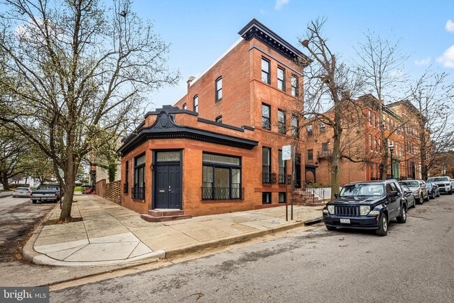 Building Photo - 1202 Bolton St