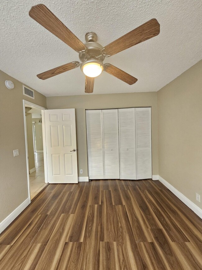 Building Photo - 1561 Windorah Way