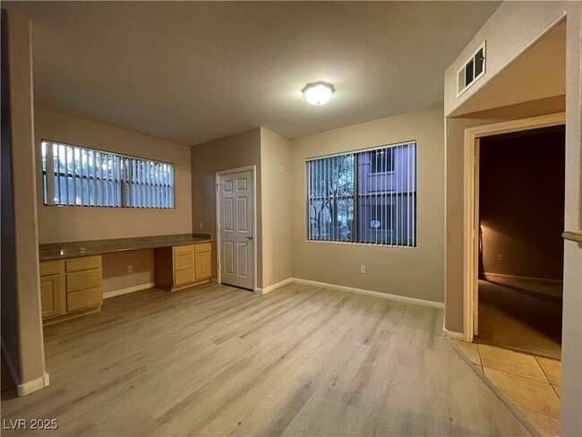 Primary Photo - 8000 W Badura Ave