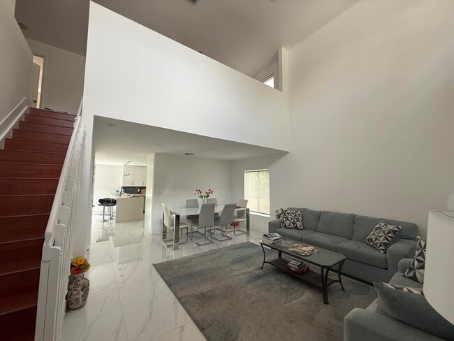 Building Photo - 4534 SW 127th Terrace