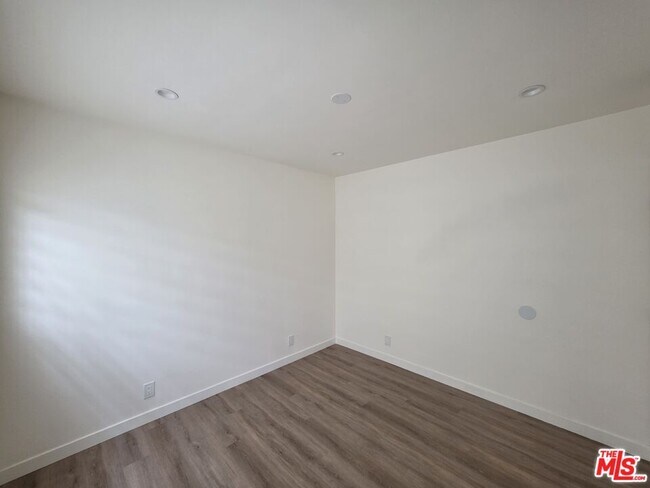 Building Photo - 2908 141st Pl