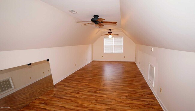 Building Photo - 2209 Fox Horn Rd