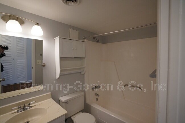 Building Photo - 411 Summit Ridge Pl