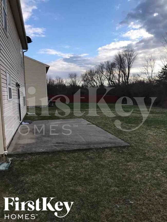 Building Photo - 3614 Rock Maple Dr