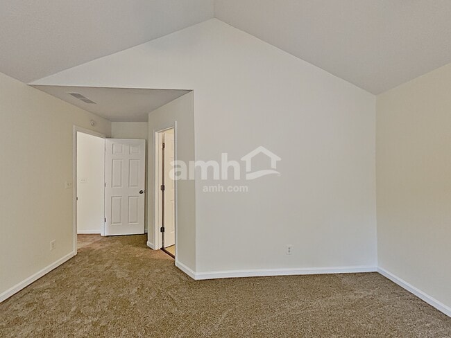 Building Photo - 1067 Woodsong Pass Ct
