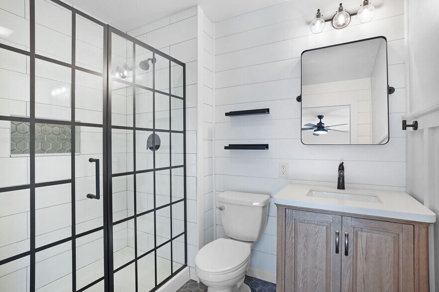 Building Photo - 413 Montclair Tower Dr