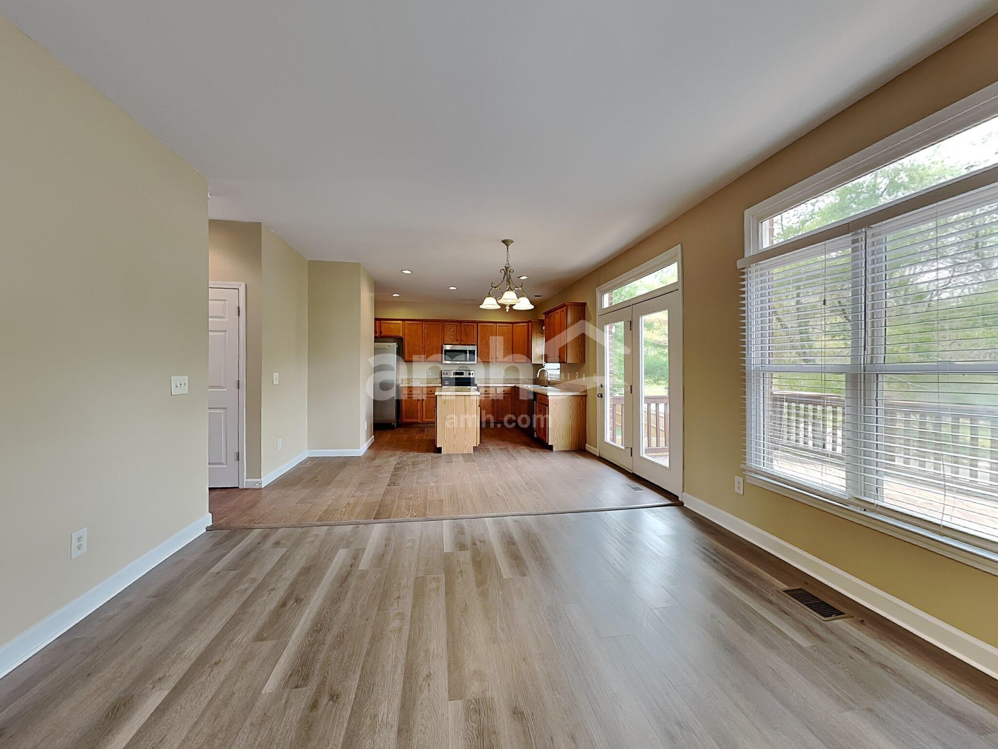 Building Photo - 905 Wonderland Pass