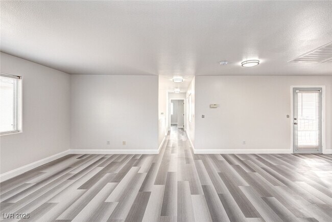 Building Photo - 3544 Tertulia Ave