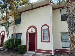 Building Photo - 1643 Sandy Point Square